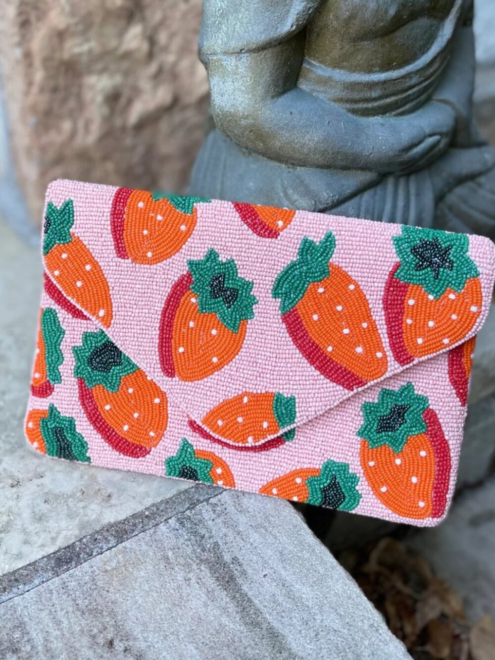 NEW Strawberry Fruit Seed Glass Beaded Crossbody Chain Clutch Bag Handbag